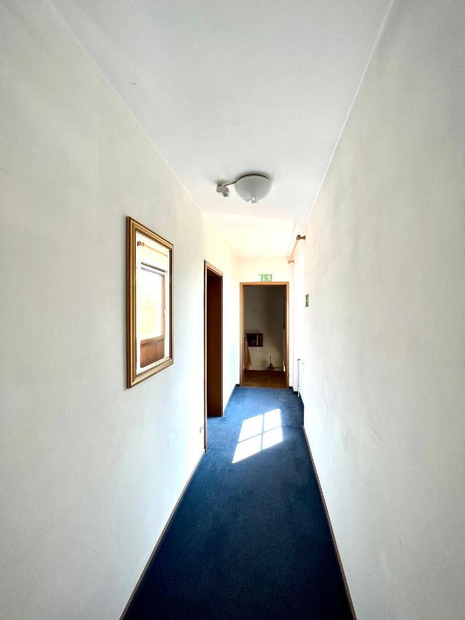 Hotel-Gasthof Deutschmeister Donauwörth Buitenkant foto