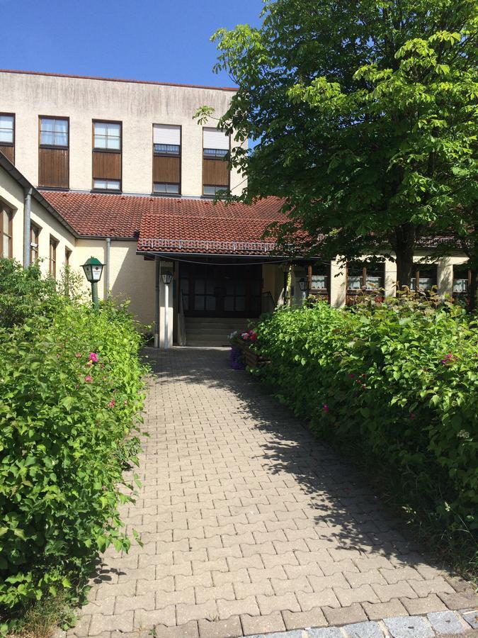 Hotel-Gasthof Deutschmeister Donauwörth Buitenkant foto